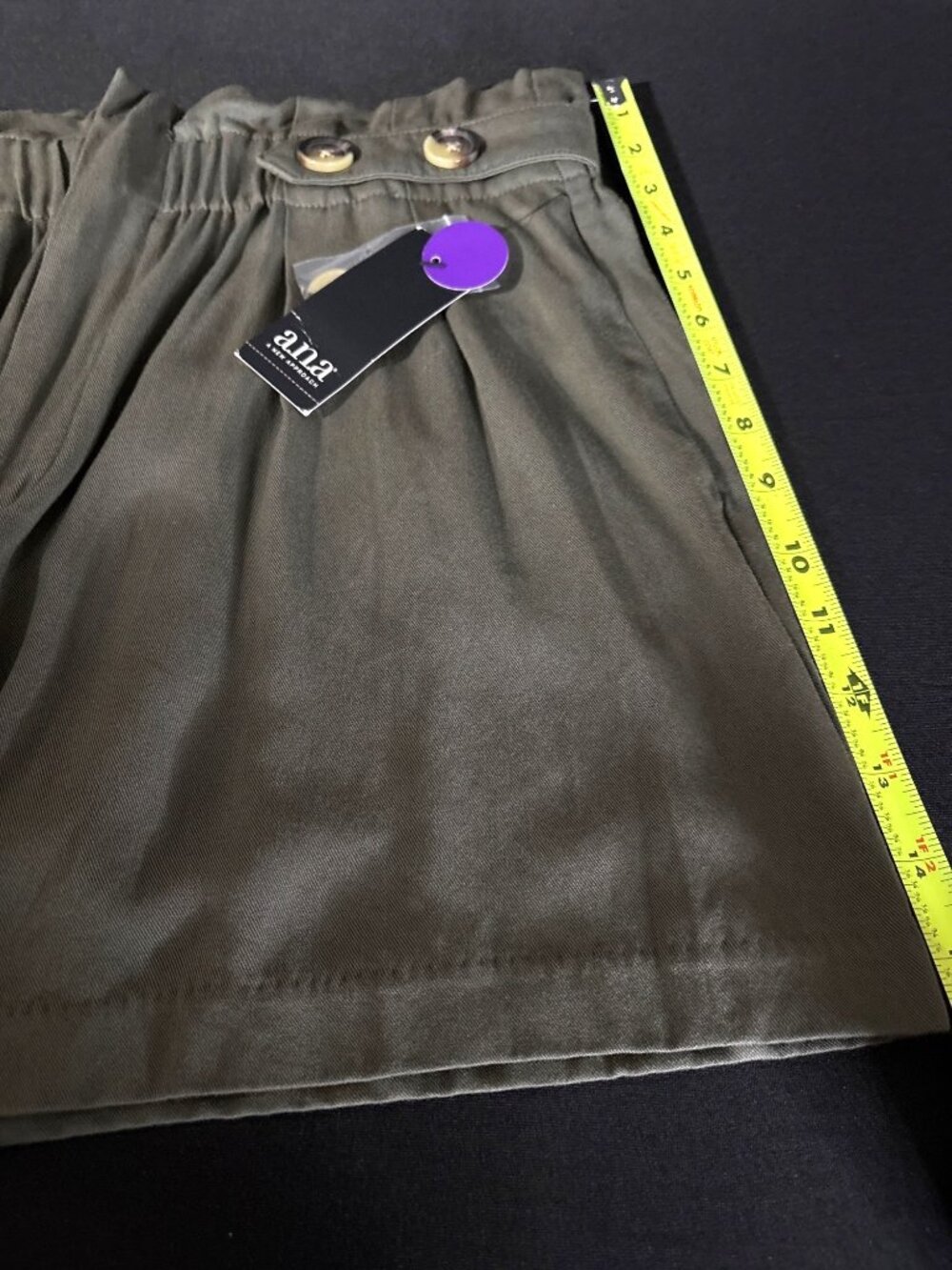 a.n.a A New Approach High Waisted Green Pleated Shorts Front Pocket Size 12 - Picture 10 of 11